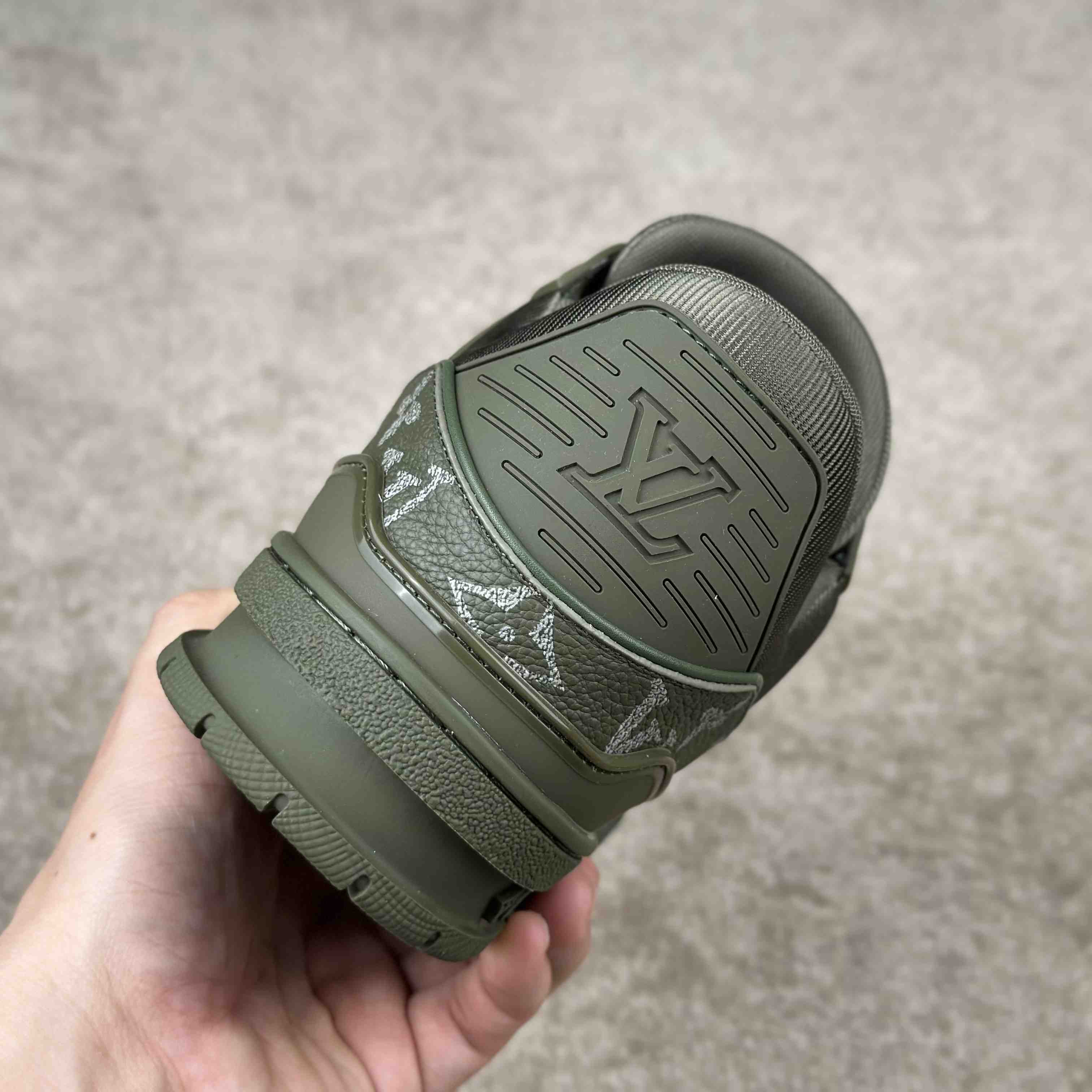 Louis Vuitton LV Trainer Sneaker       1AH995 - DopestKickz