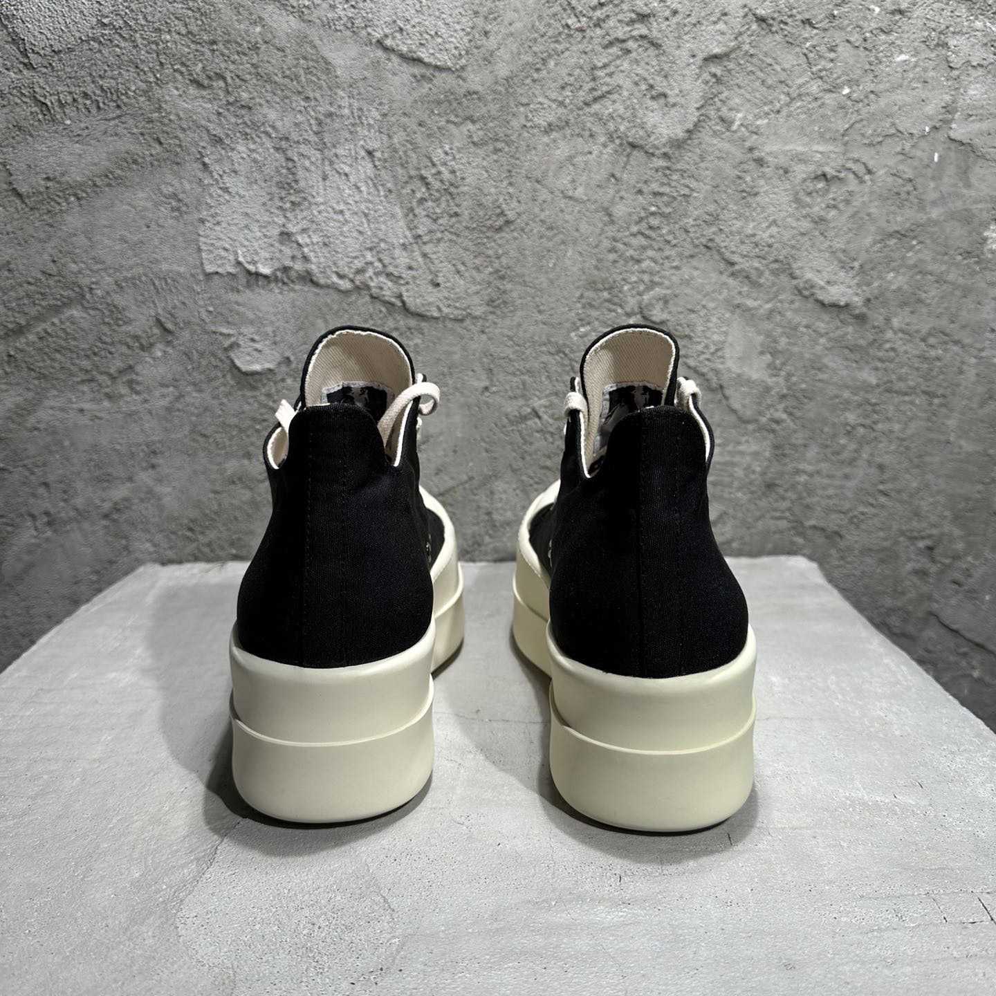 Rick Owens Low-Top Sneakers - DopestKickz