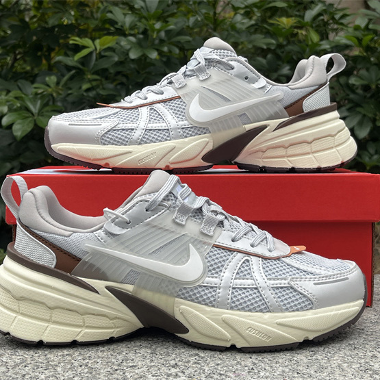 Nike V2K Sneaker        FD0736-202 - DopestKickz