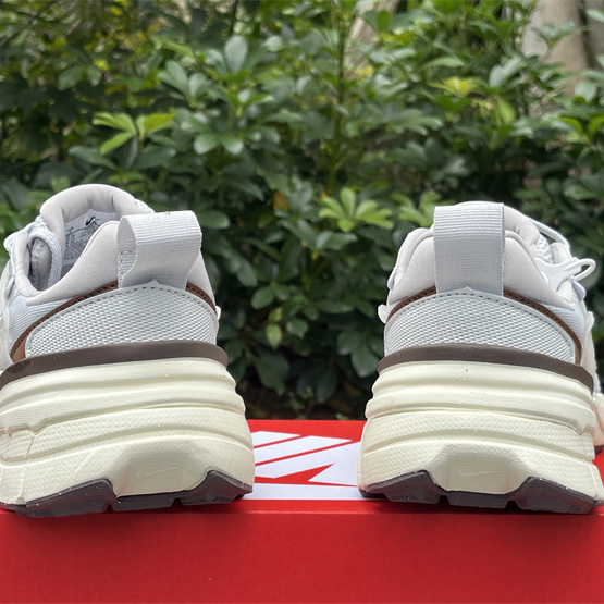 Nike V2K Sneaker        FD0736-202 - DopestKickz