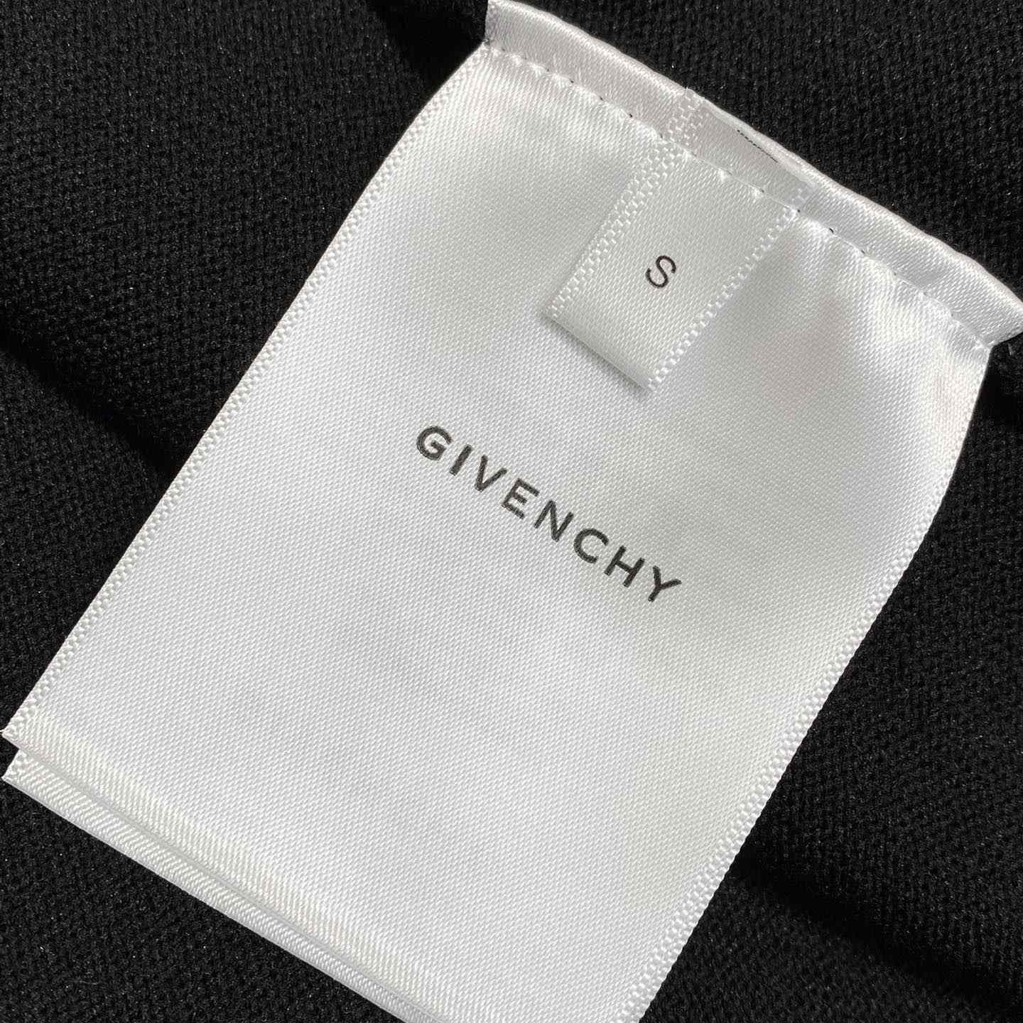 Givenchy T-shirt In Knit With HG Jacquard - DopestKickz