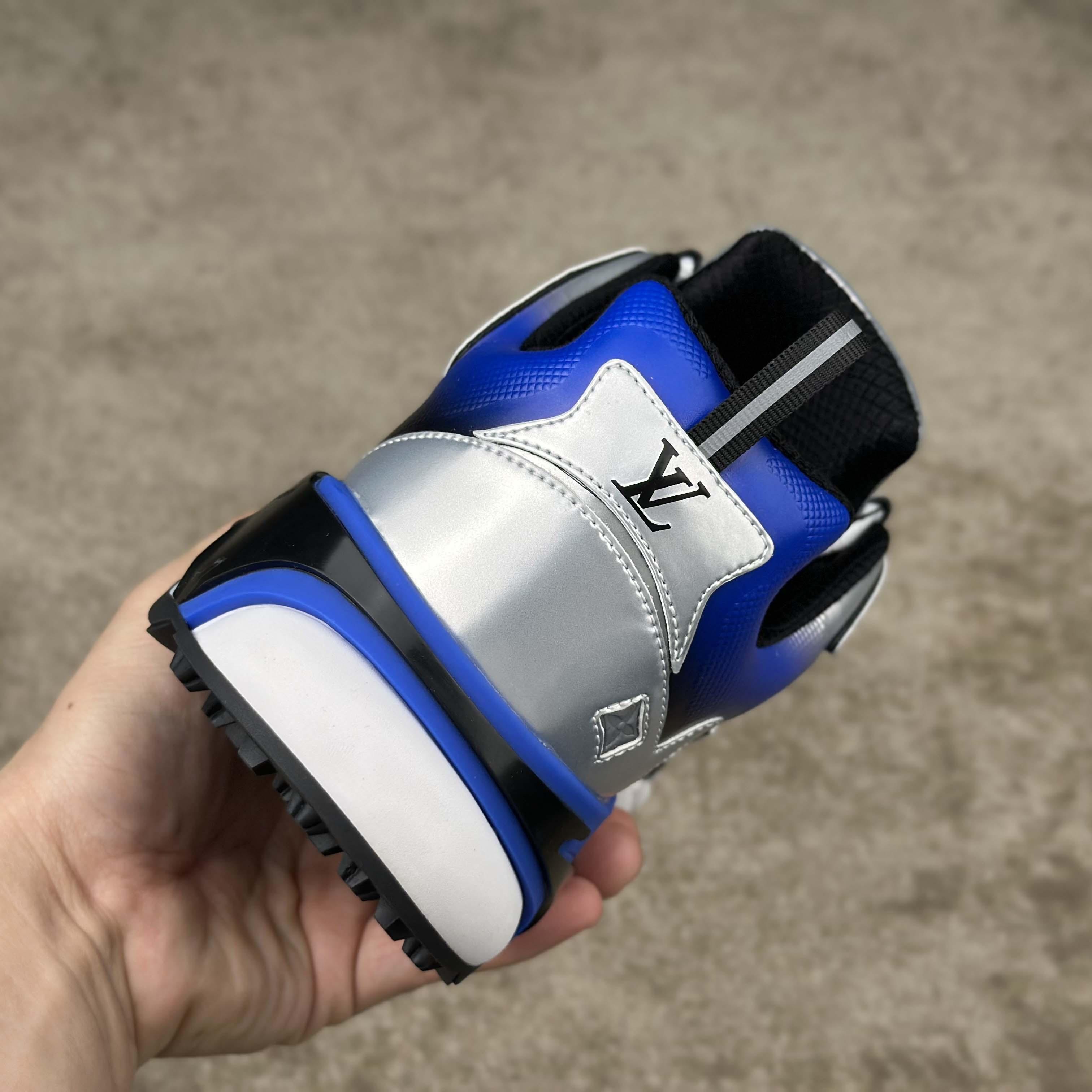 Louis Vuitton LV Runner Tatic Sneaker  1ADI69 - DopestKickz