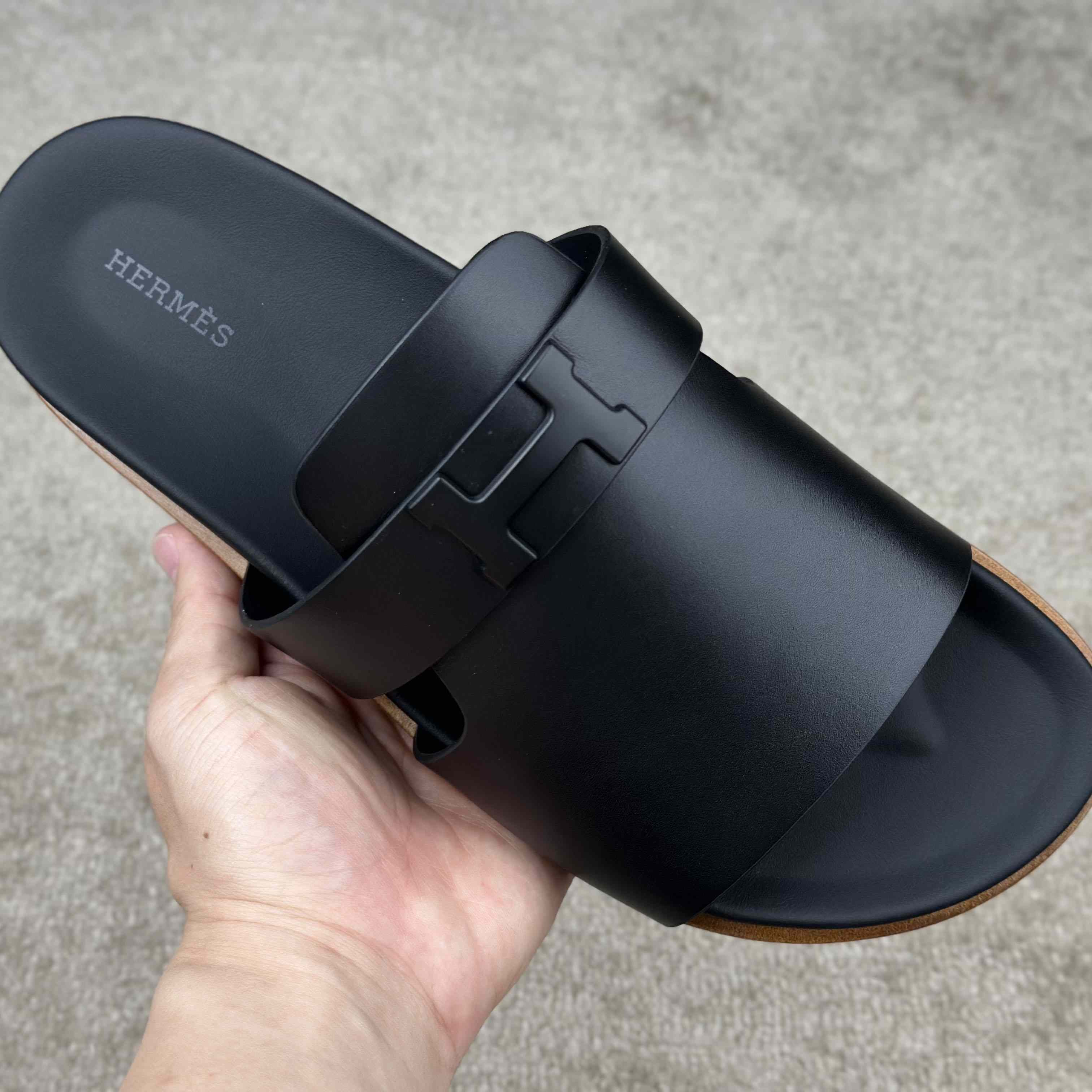 Hermes Jaures Sandal - DopestKickz
