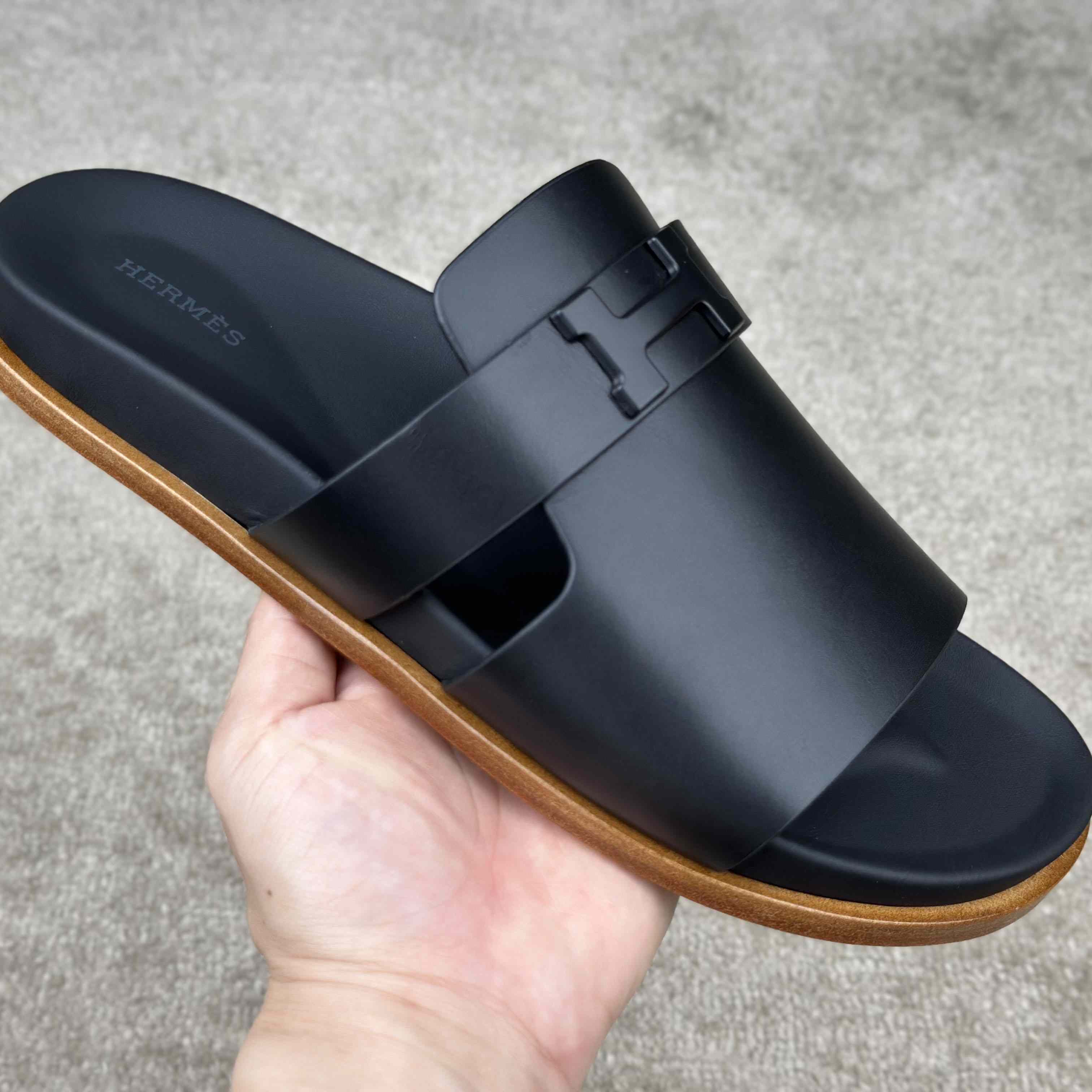 Hermes Jaures Sandal - DopestKickz