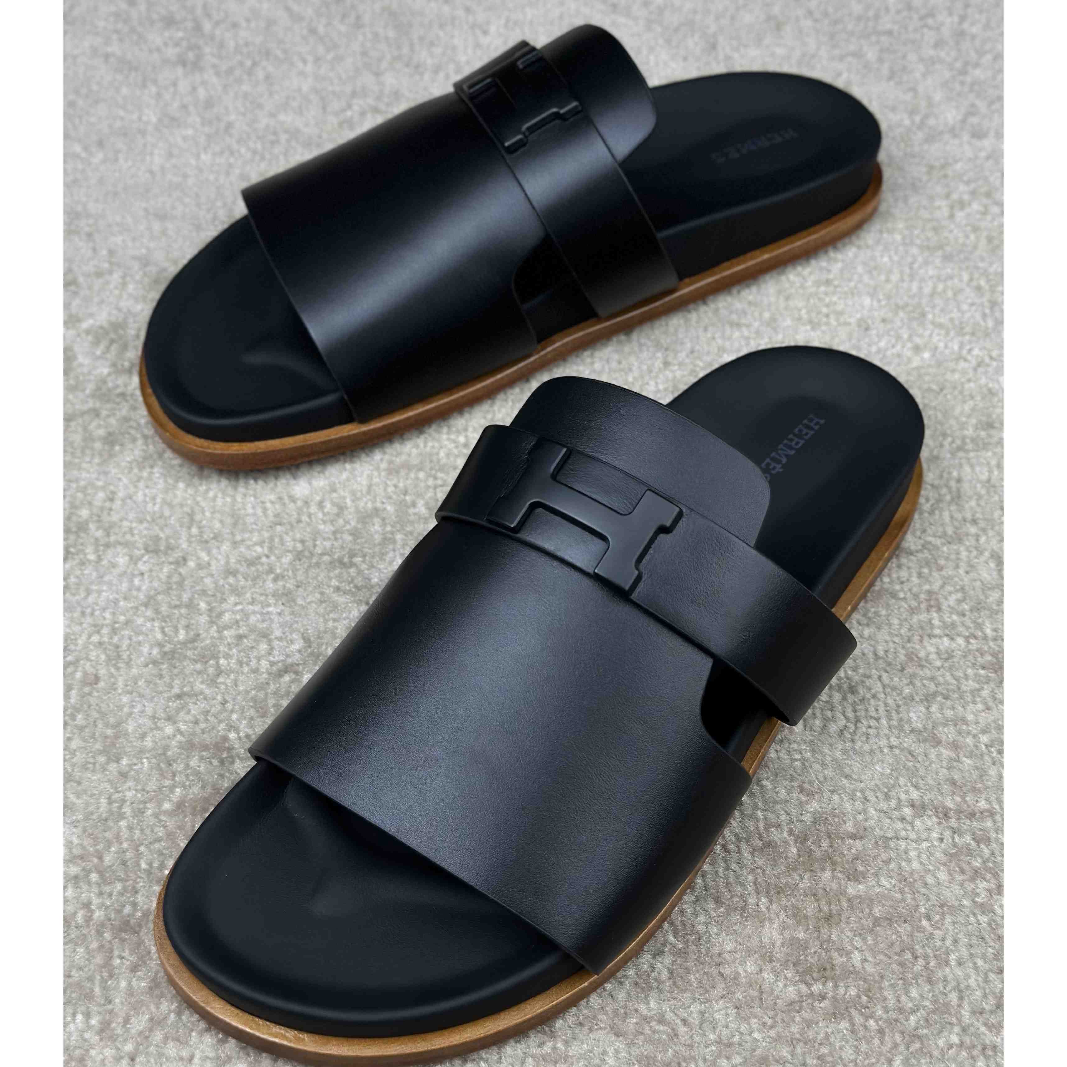 Hermes Jaures Sandal - DopestKickz