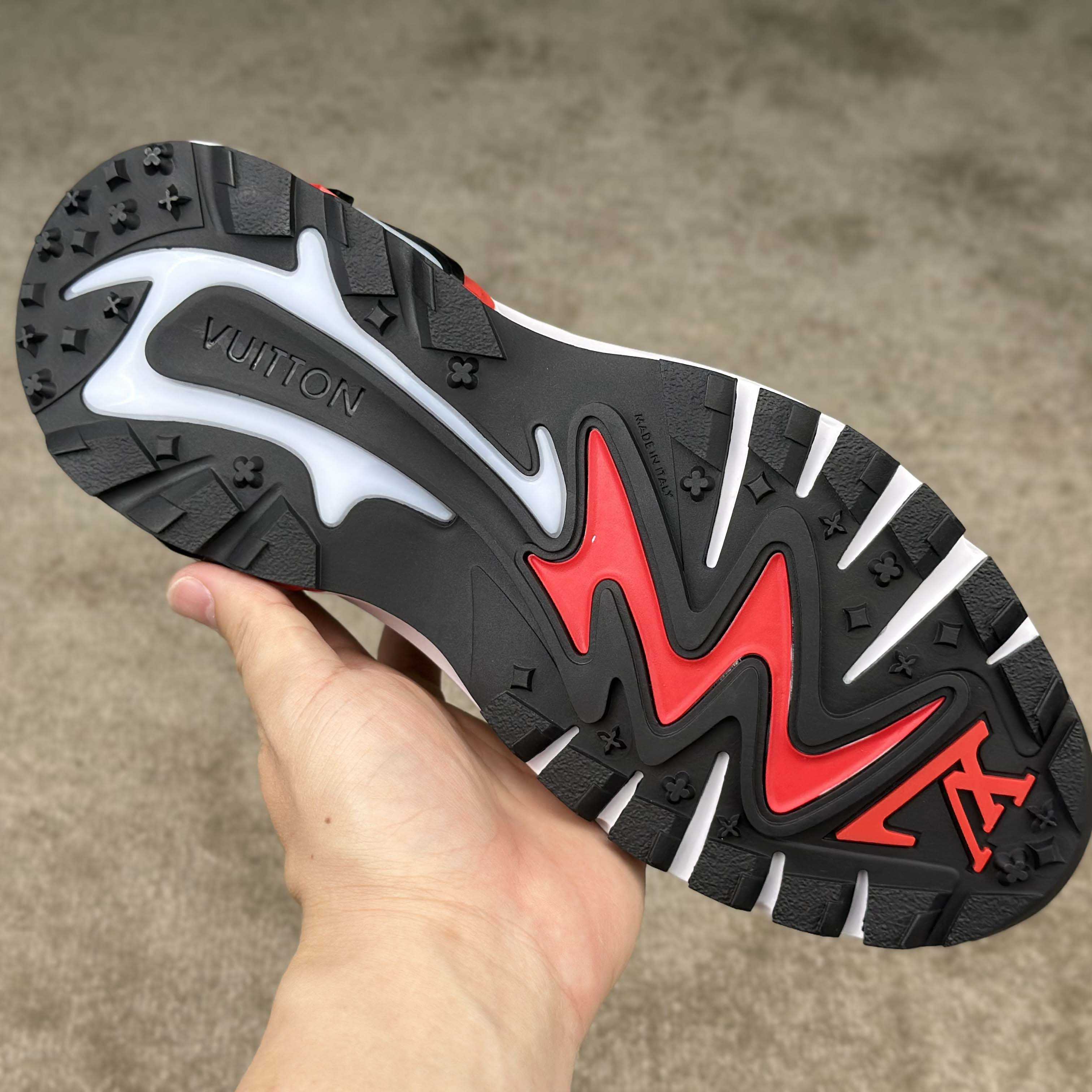 Louis Vuitton LV Runner Tatic Sneaker  1ADI6Q - DopestKickz