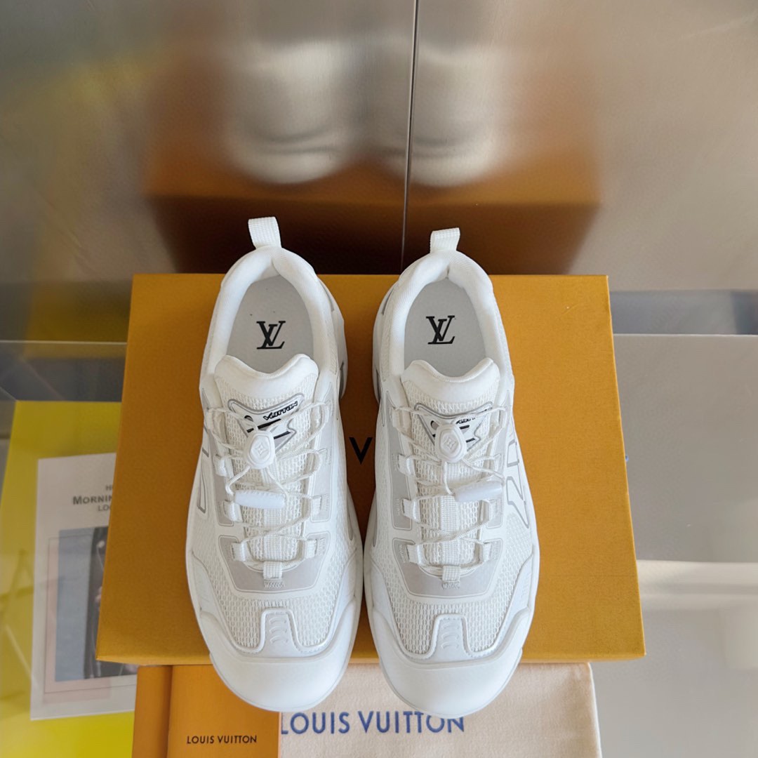 Louis Vuitton LV Runner Tatic Sneaker   1ADGZF - DopestKickz