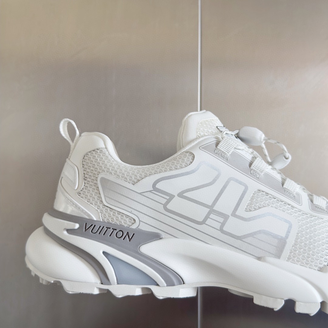 Louis Vuitton LV Runner Tatic Sneaker   1ADGZF - DopestKickz