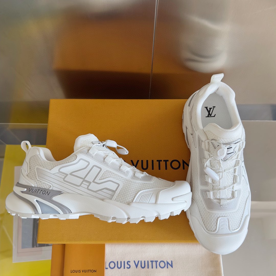 Louis Vuitton LV Runner Tatic Sneaker   1ADGZF - DopestKickz