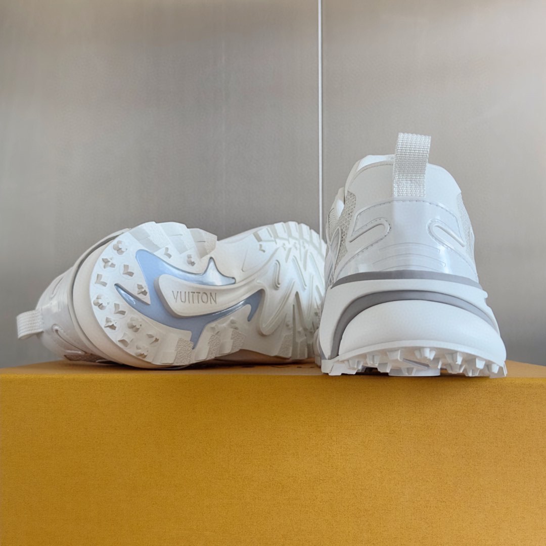 Louis Vuitton LV Runner Tatic Sneaker   1ADGZF - DopestKickz