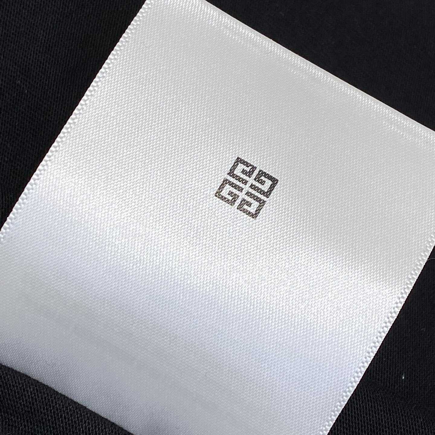 Givenchy Pocket Classic Fit Tee - DopestKickz