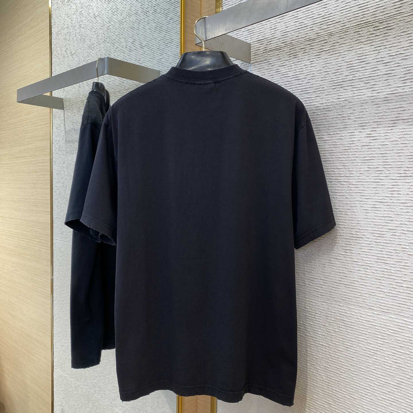 Balenciaga Men's Black Logo T-shirt - DopestKickz