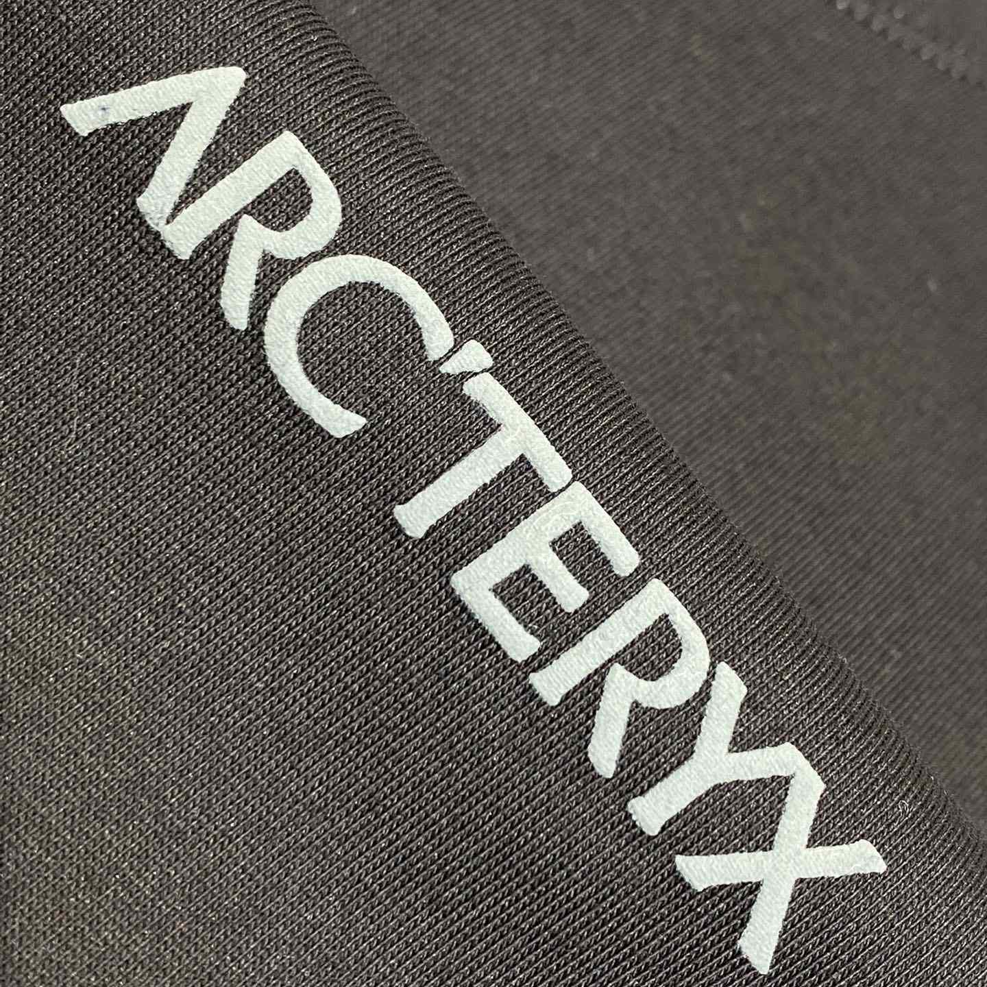 Arc’teryx Logo Cotton T-Shirt  - DopestKickz