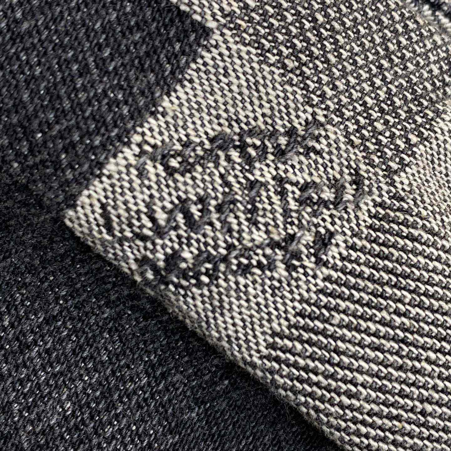 Louis Vuitton Damoflage Classic Denim Jacket  1AHEBG - DopestKickz