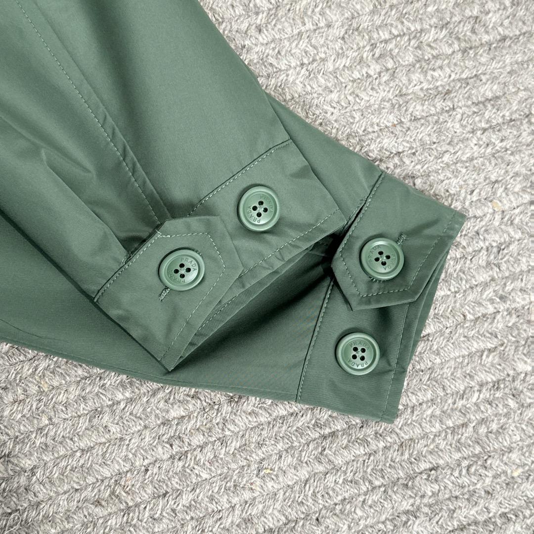 Amiri Logo Print Zip Jacket - DopestKickz