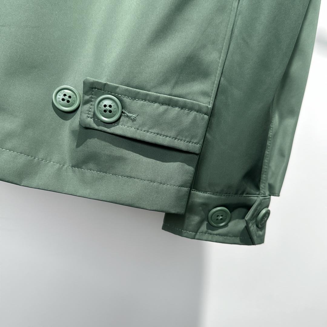 Amiri Logo Print Zip Jacket - DopestKickz