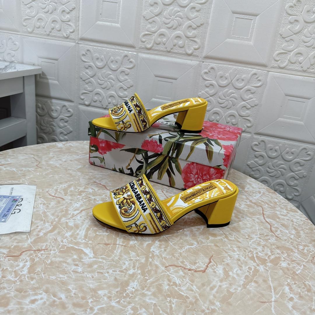 Dolce & Gabbana 65mm Majolica-embroidered Sandals  - DopestKickz