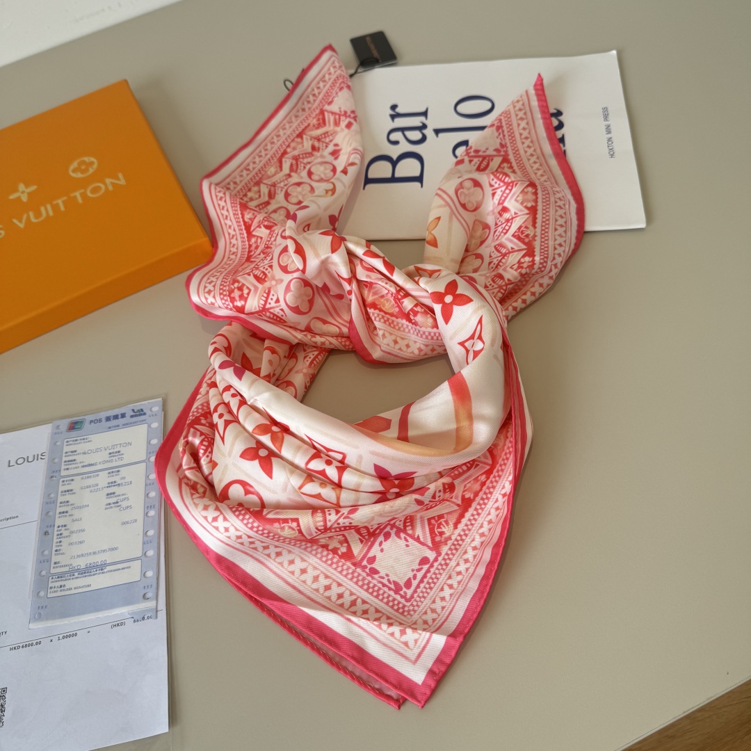 Louis Vuitton LV Tiles Square 90  M77219 - DopestKickz