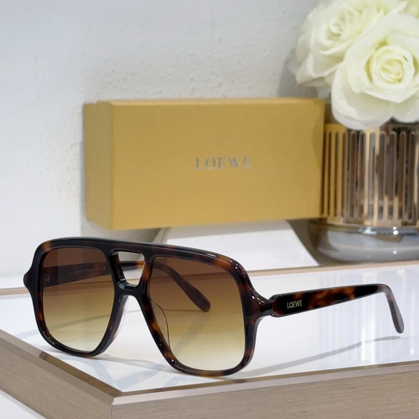 Loewe Aviator Slim Sunglasses  LW40161U - DopestKickz