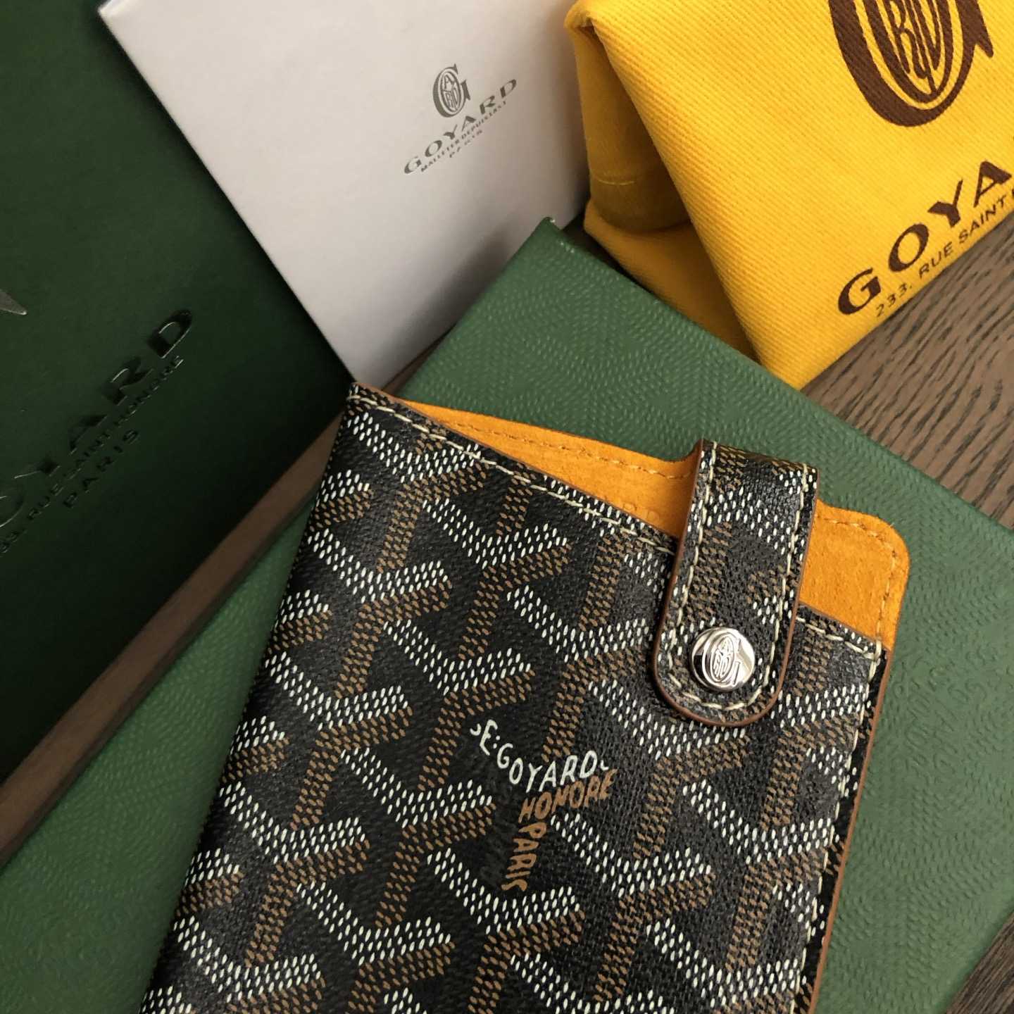 Goyard Montmartre GM Case - DopestKickz