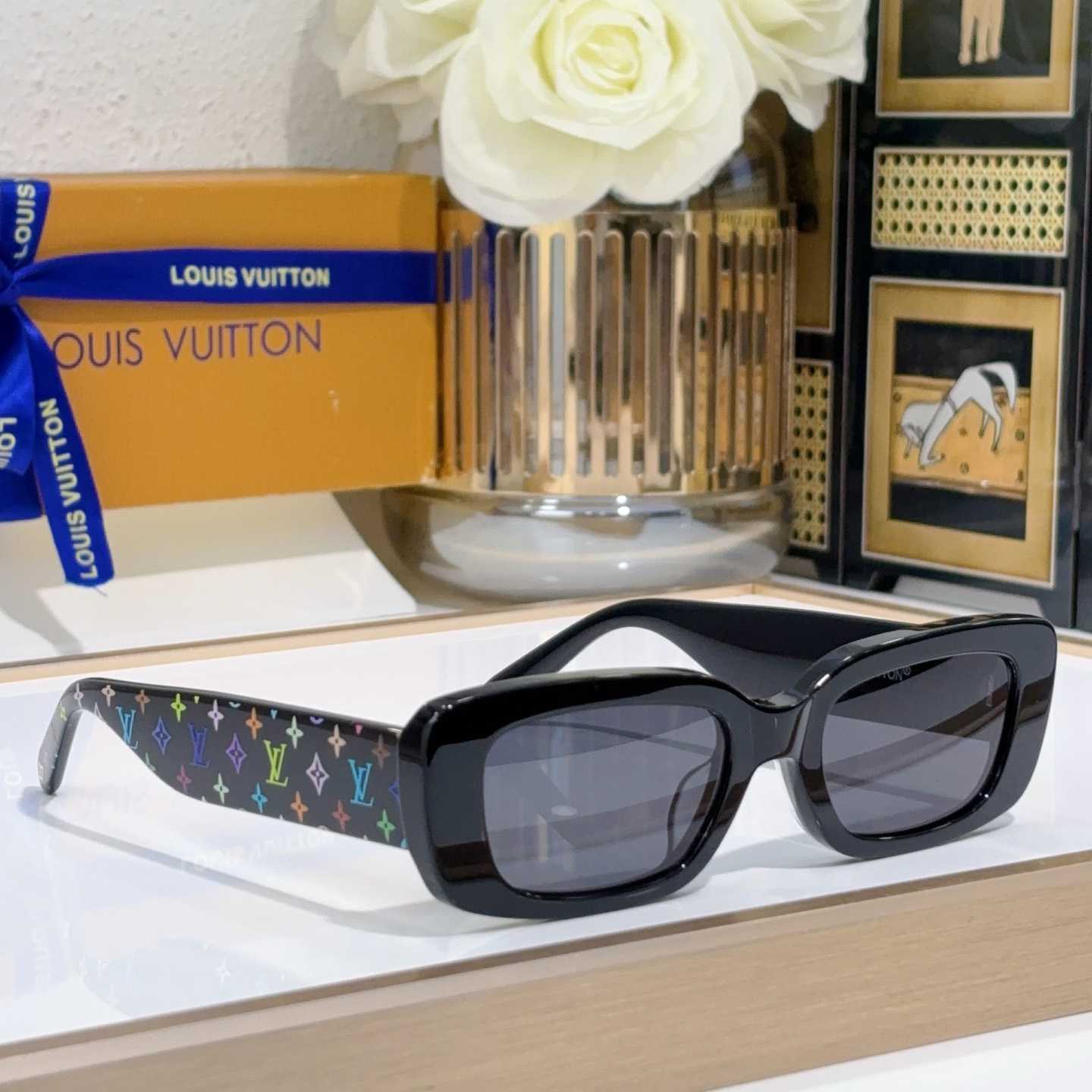 Louis Vuitton LV x TM Multigram Cat Eye Sunglasses  Z2709W - DopestKickz
