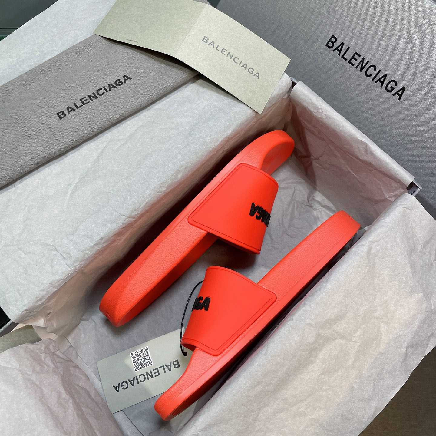 Balenciaga Pool Slide - DopestKickz