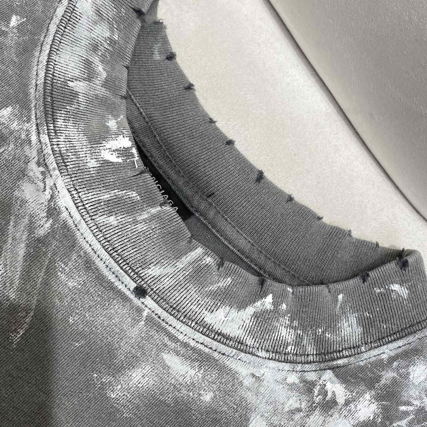 Balenciaga Back T-Shirt Medium Fit In Grey - DopestKickz