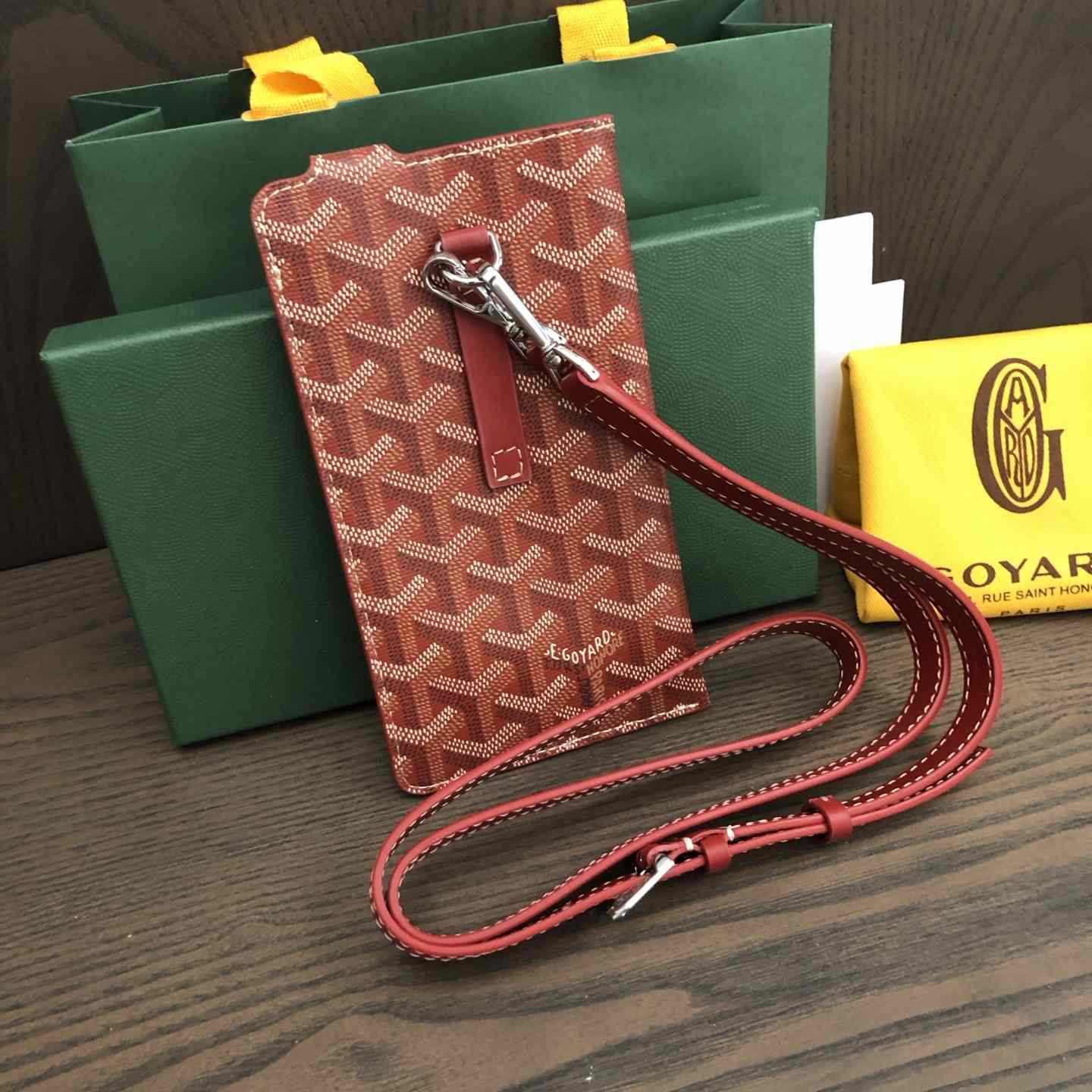 Goyard Montmartre GM Case - DopestKickz