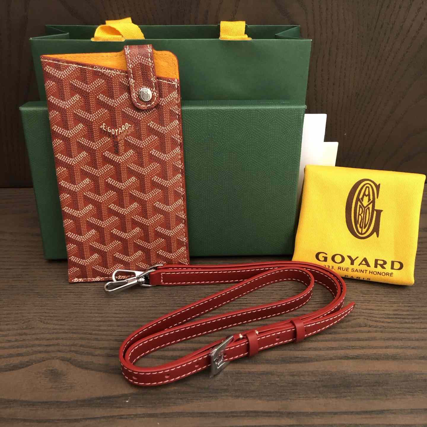 Goyard Montmartre GM Case - DopestKickz