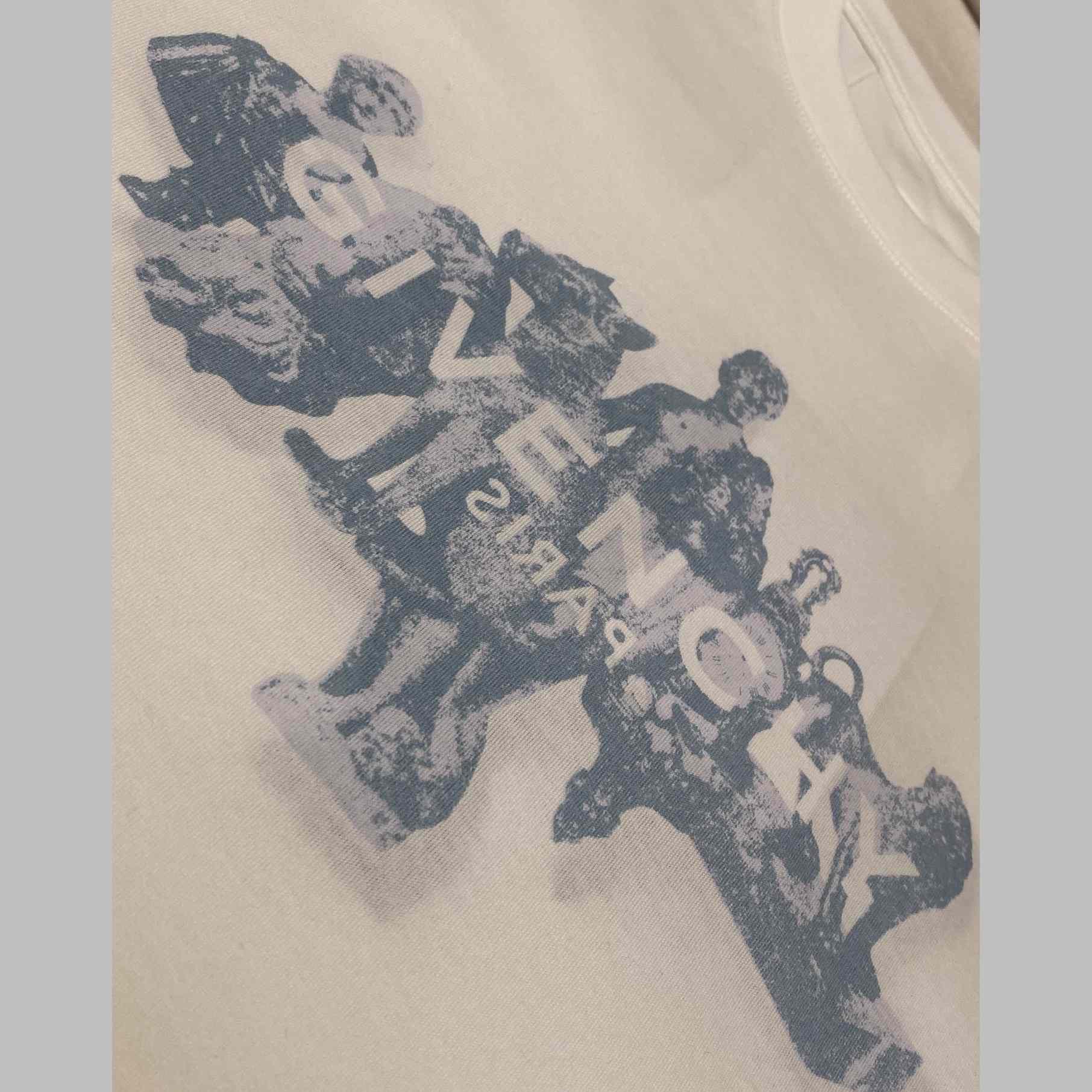 Givenchy Reverse t-shirt in cotton with Hubert objects - DopestKickz