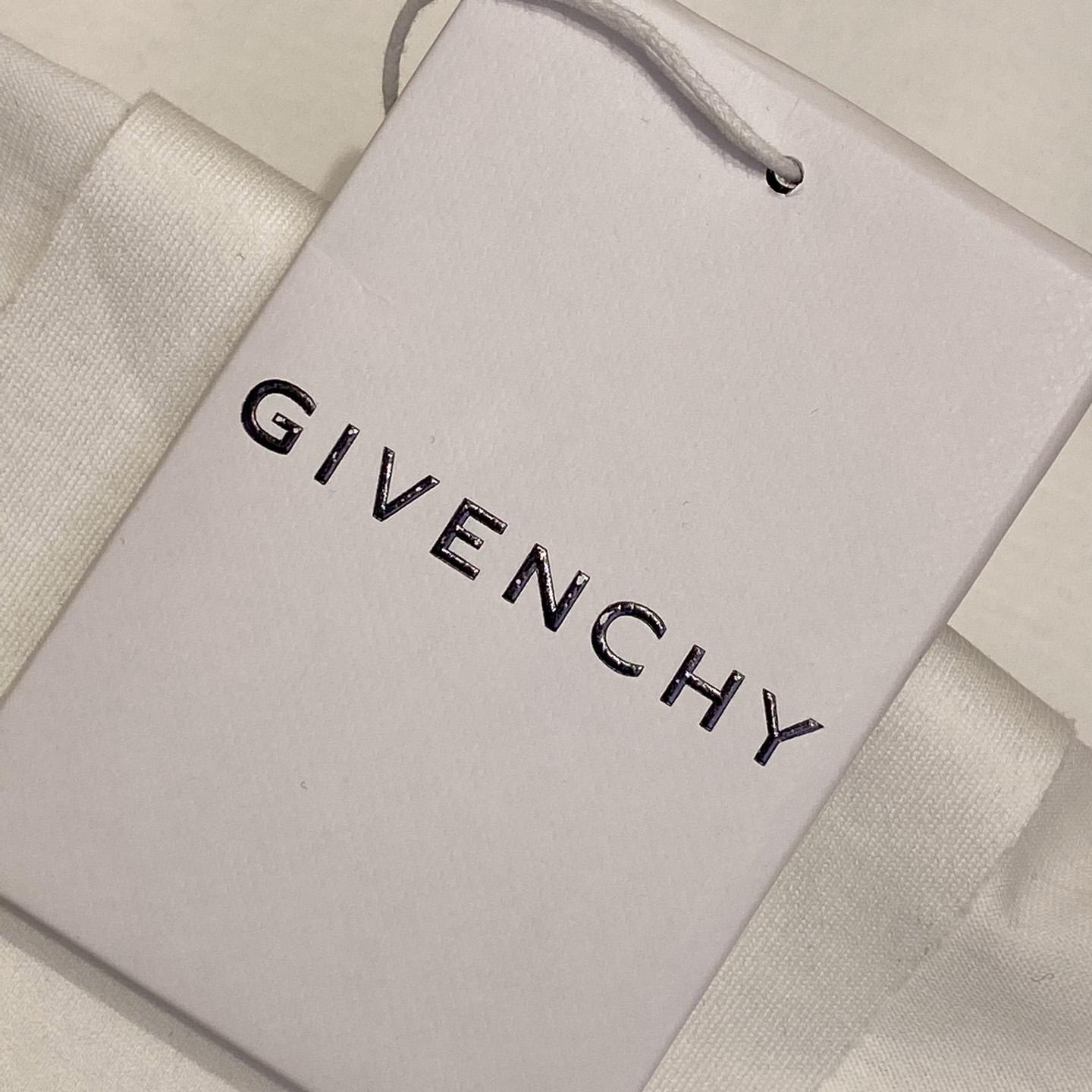 Givenchy Reverse t-shirt in cotton with Hubert objects - DopestKickz
