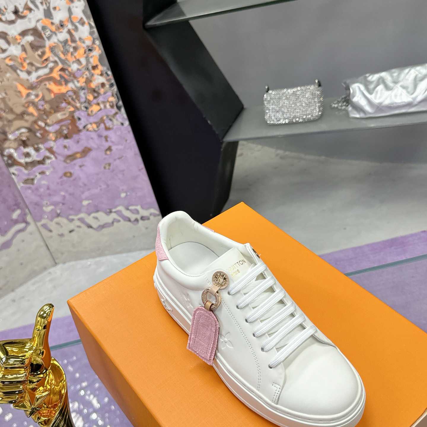 Louis Vuitton Time Out Sneaker  1AGUXU - DopestKickz