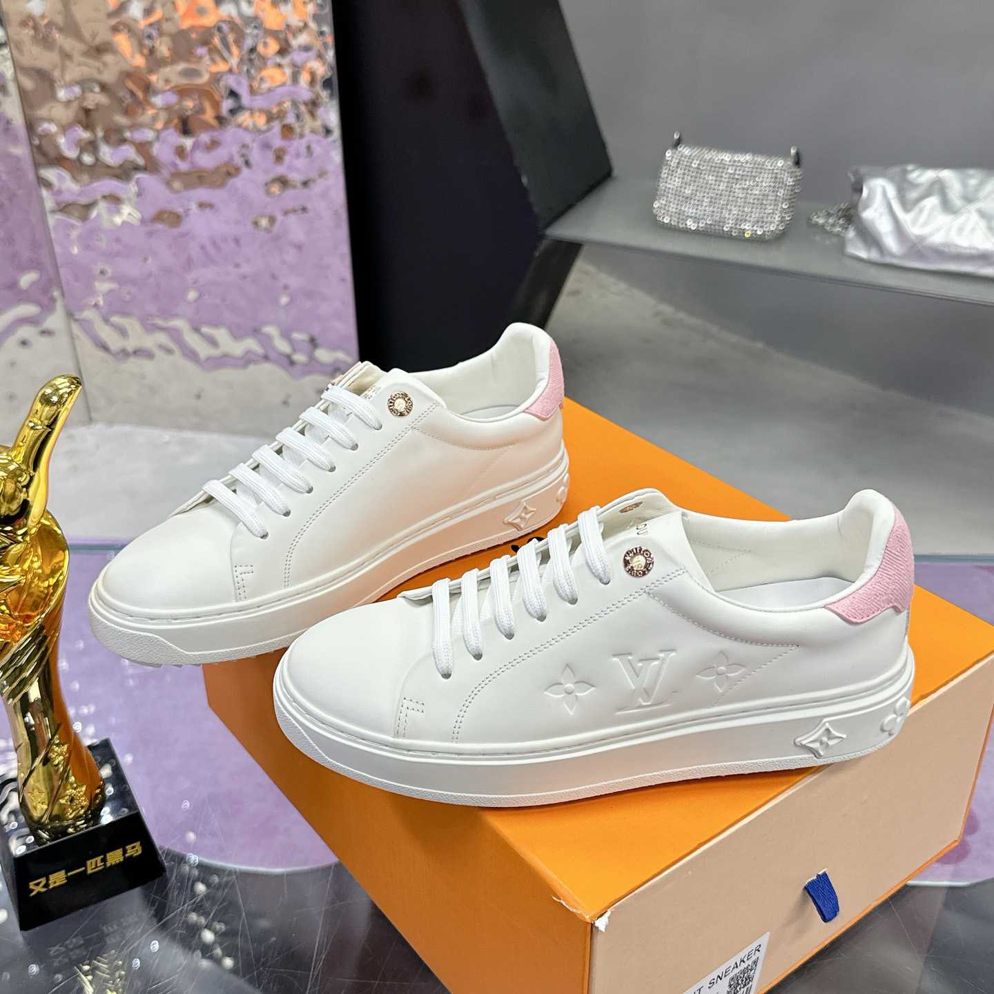 Louis Vuitton Time Out Sneaker  1AGUXU - DopestKickz