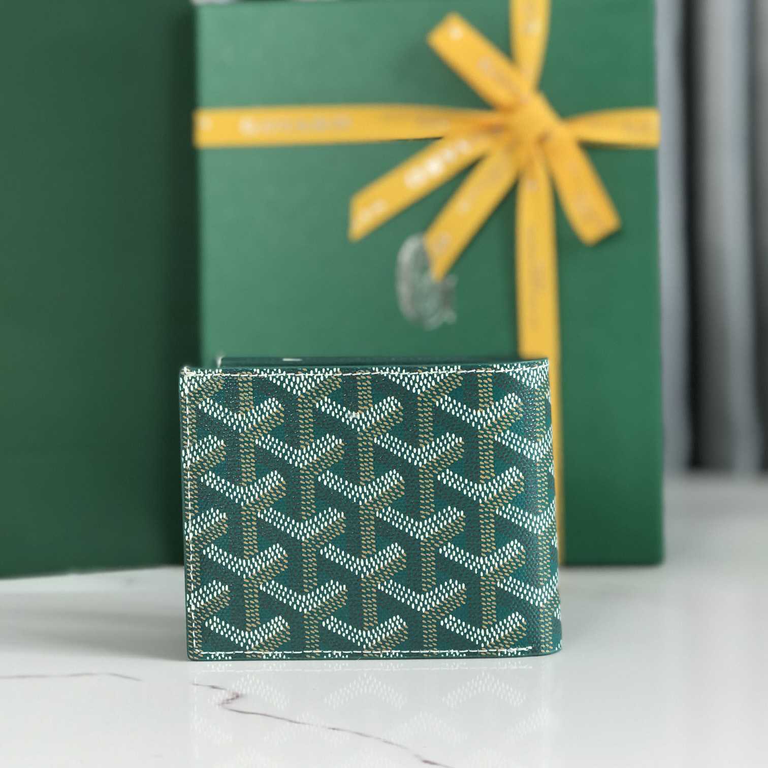 Goyard Short 8 Card Slots Billfold Wallet Green - DopestKickz