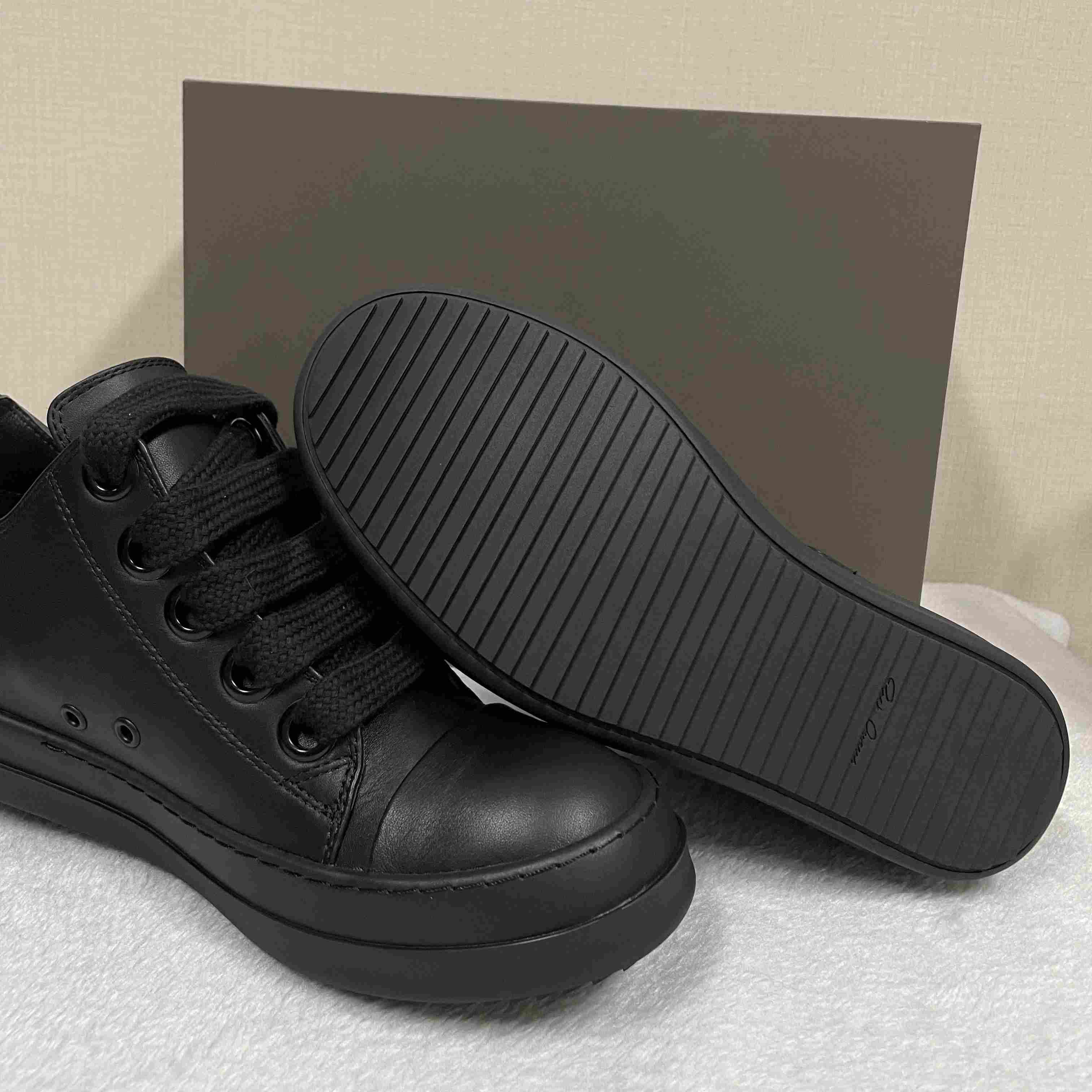 Rick Owens Fogachine Sneaker - DopestKickz