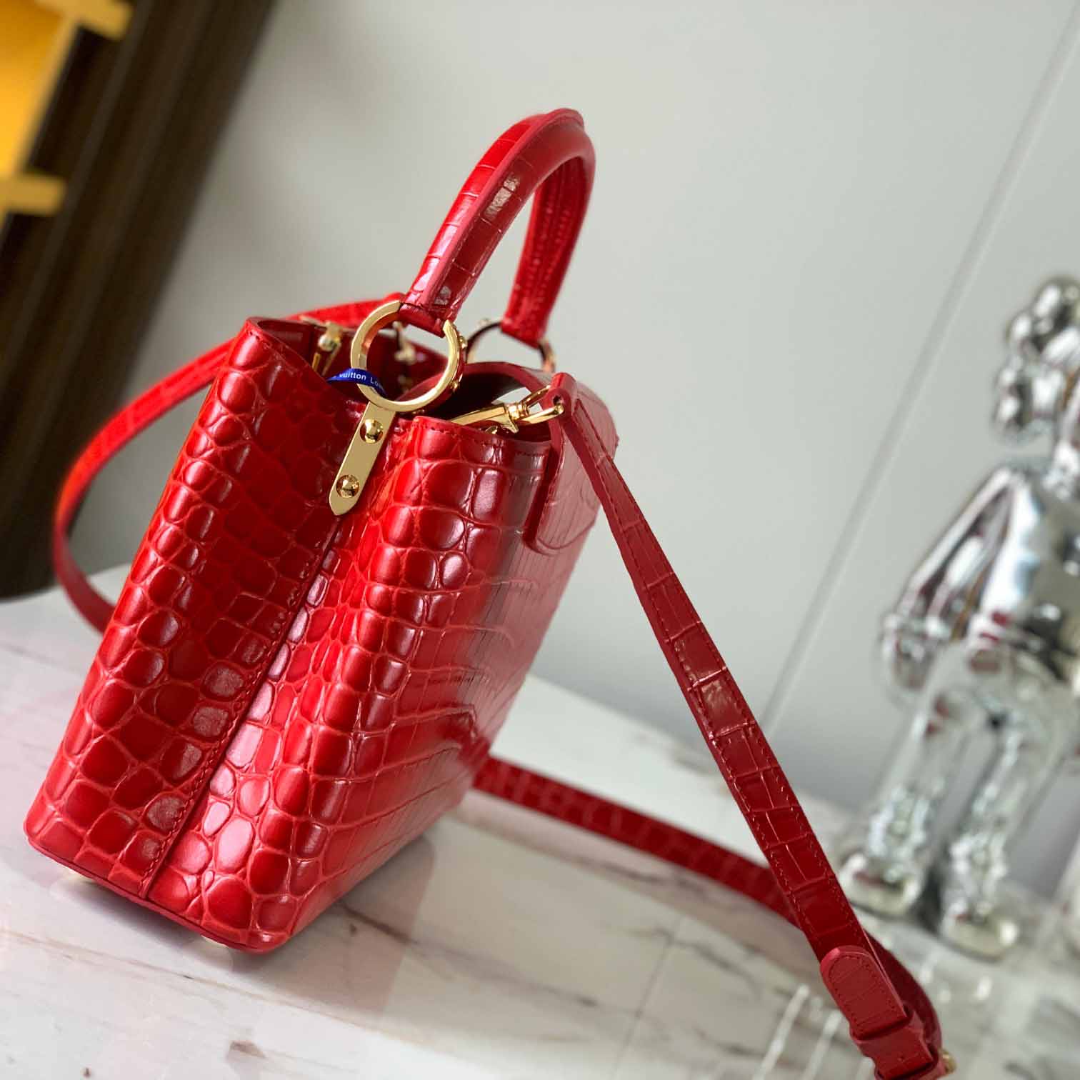 Louis Vuitton Capucines BB   N92173 (27 x 18x9cm) - DopestKickz