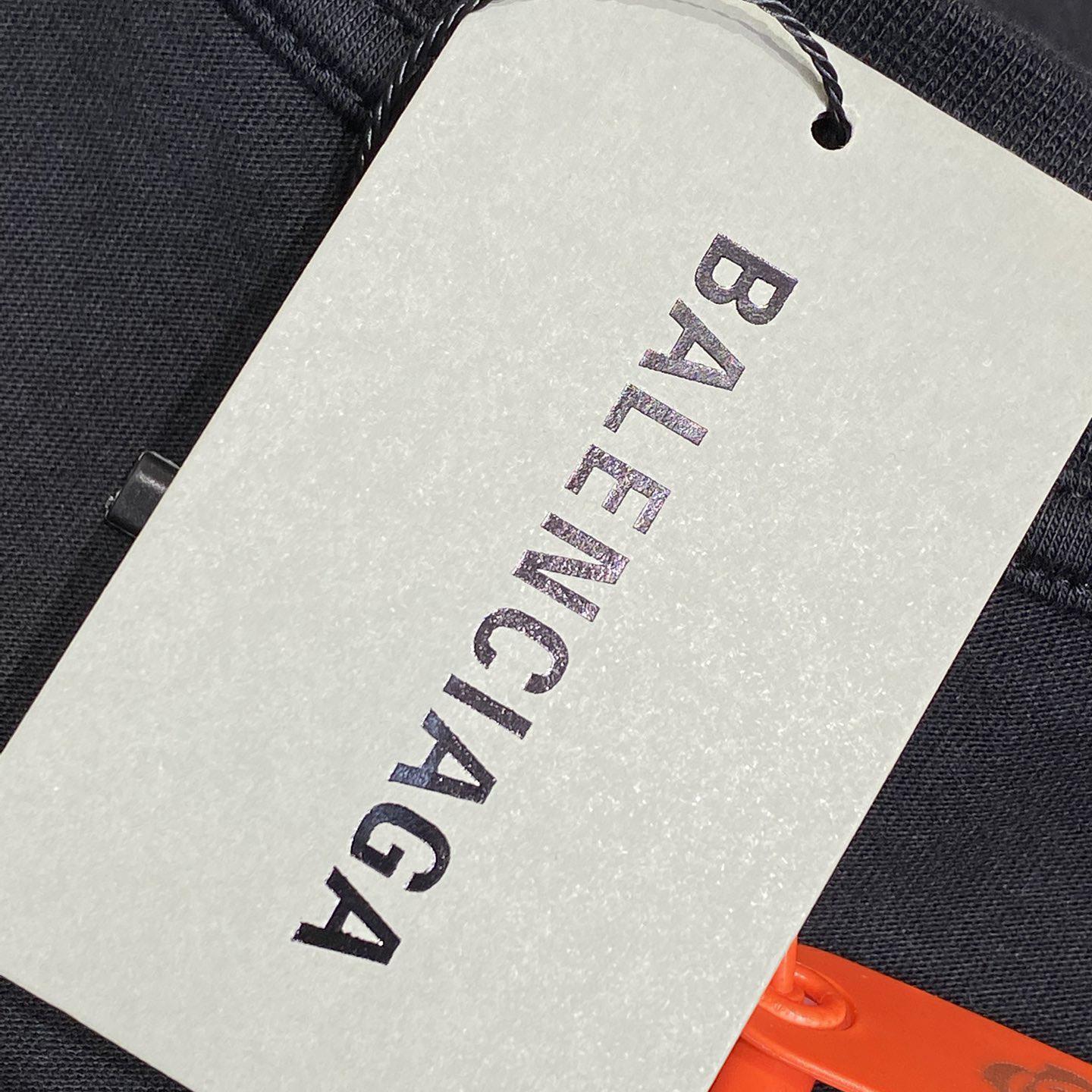 Balenciaga Strass Cropped Sweat Shorts - DopestKickz