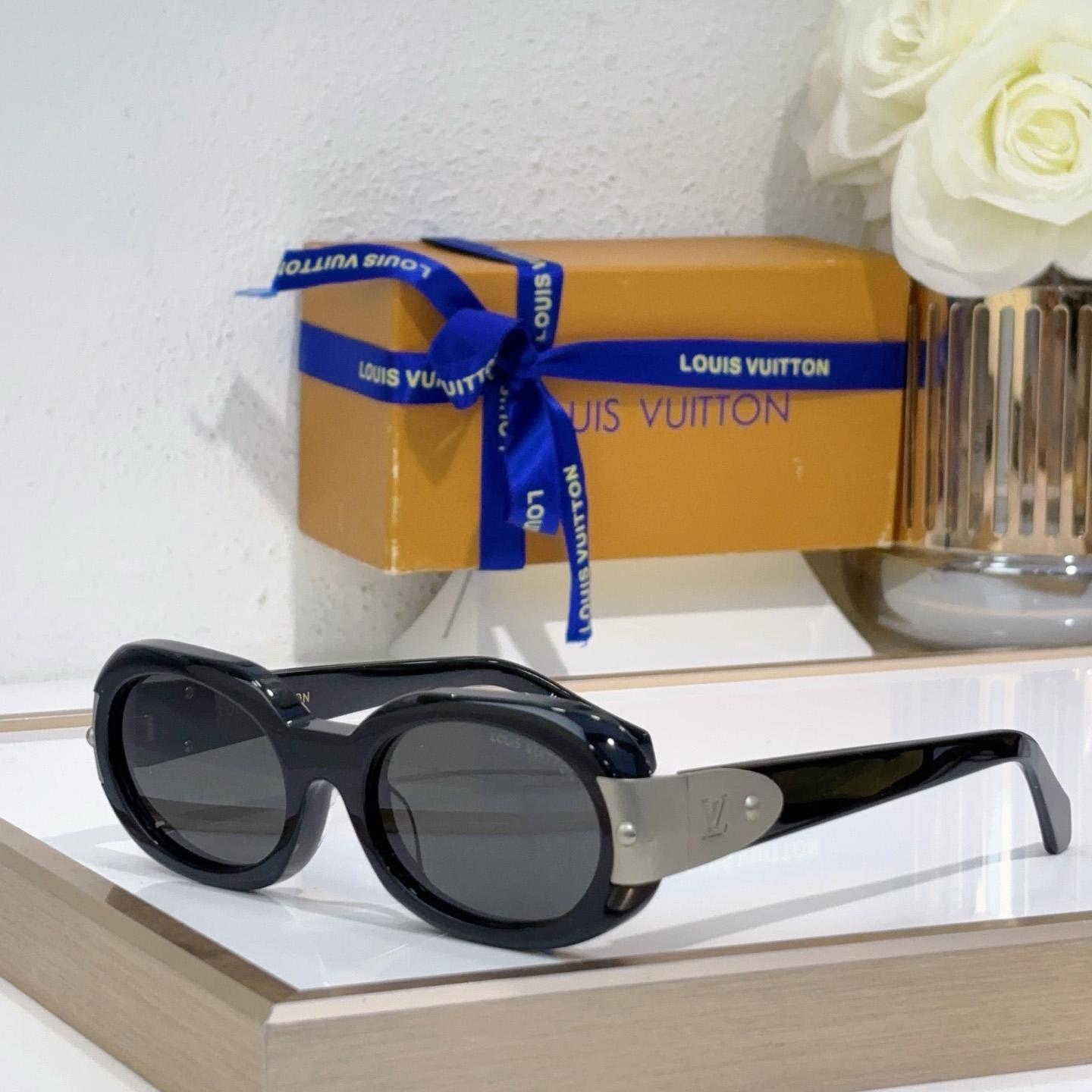 Louis Vuitton LV Hinge Sunglasses  Z2600U - DopestKickz