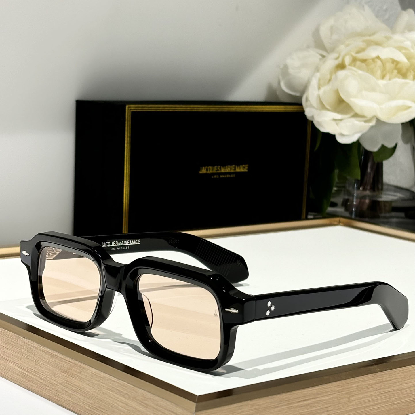 Jacquemus SANDRO Sunglasses - DopestKickz