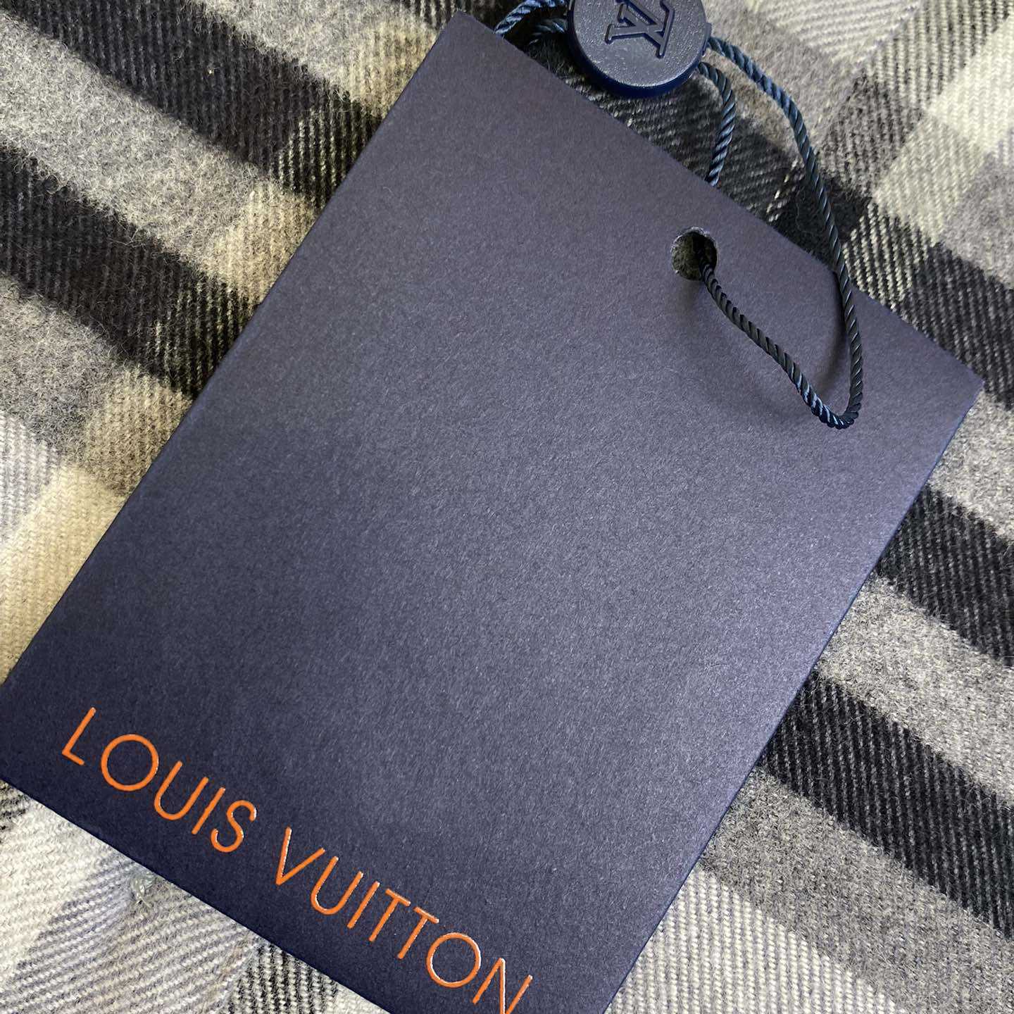 Louis Vuitton Long-Sleeved Cotton Flannel Shirt  1AFXST - DopestKickz