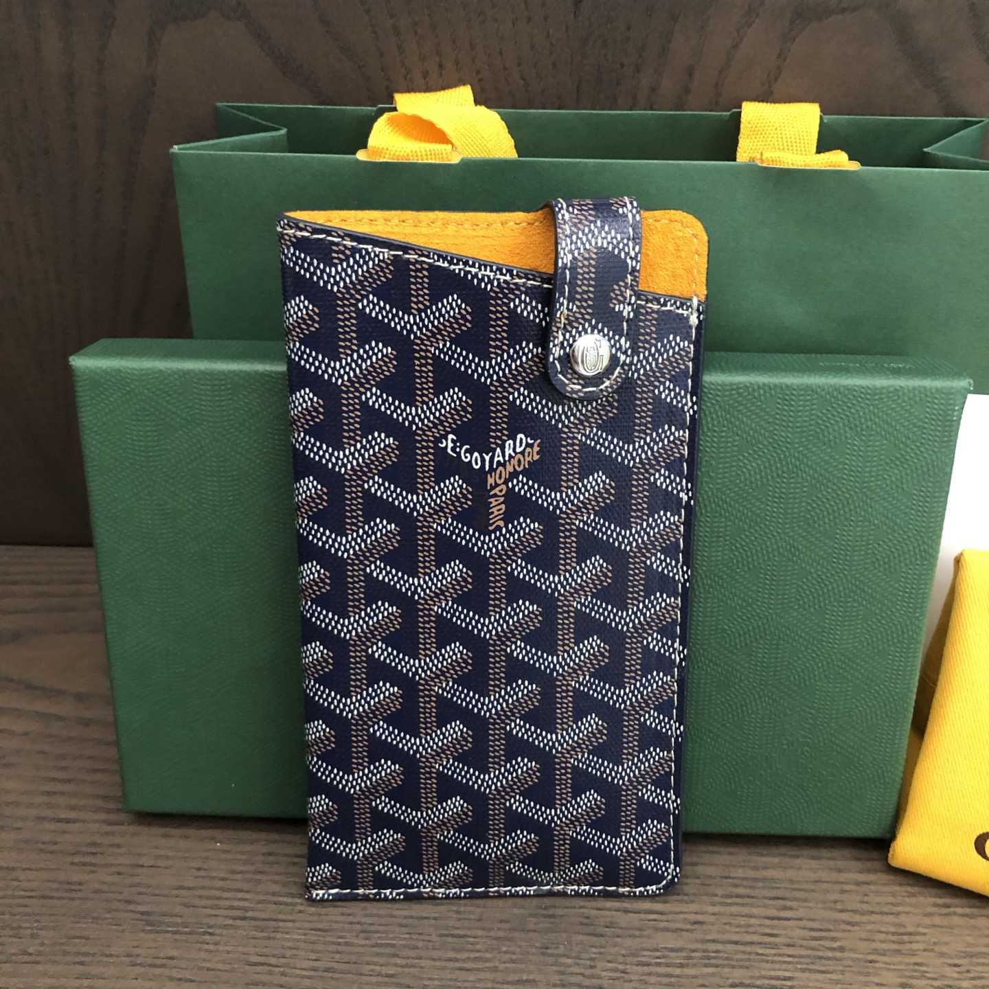 Goyard Montmartre GM Case - DopestKickz