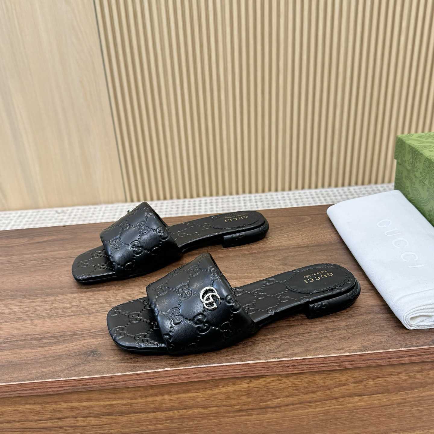 Gucci Women's Slide Sandal With Double G - DopestKickz