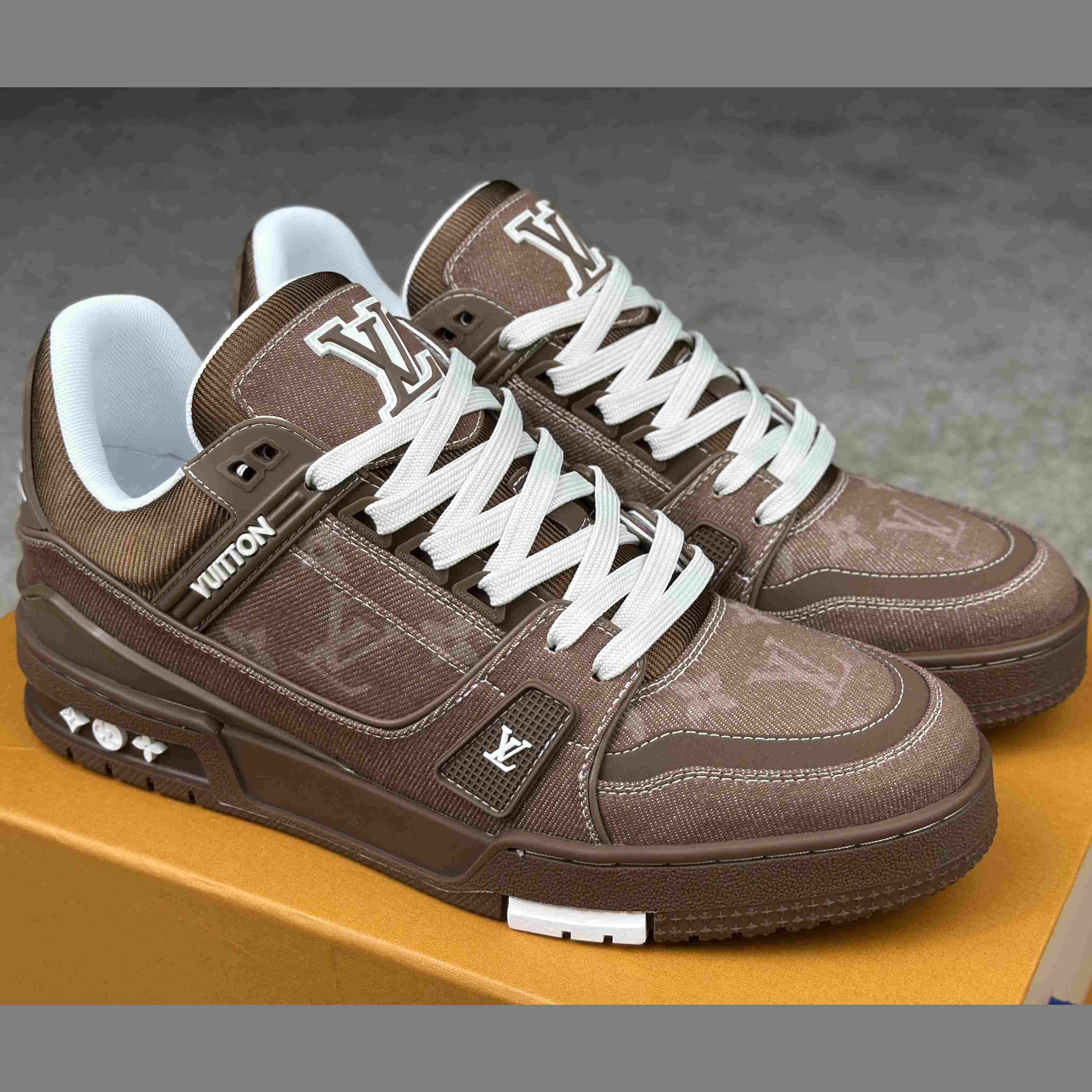 Louis Vuitton LV Trainer Sneaker   1AHT23 - DopestKickz