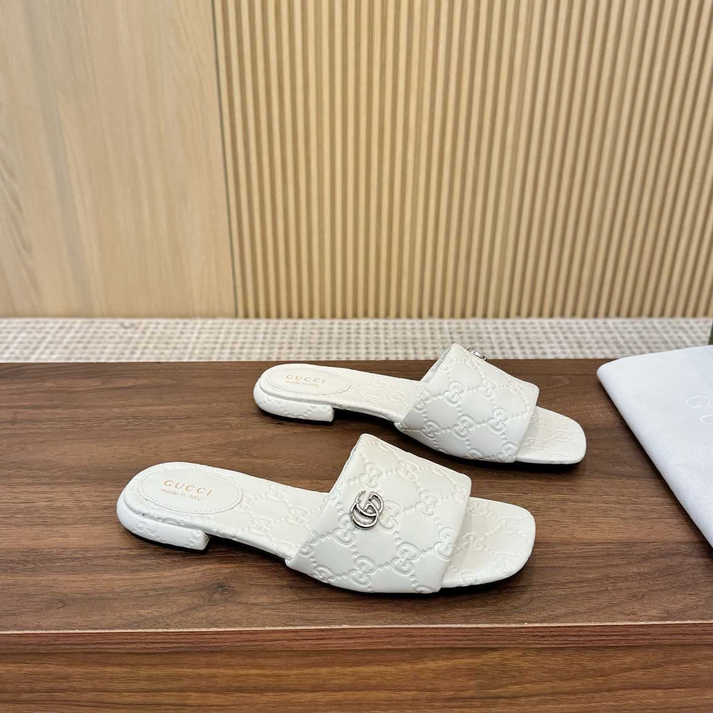 Gucci Women's Slide Sandal With Double G - DopestKickz