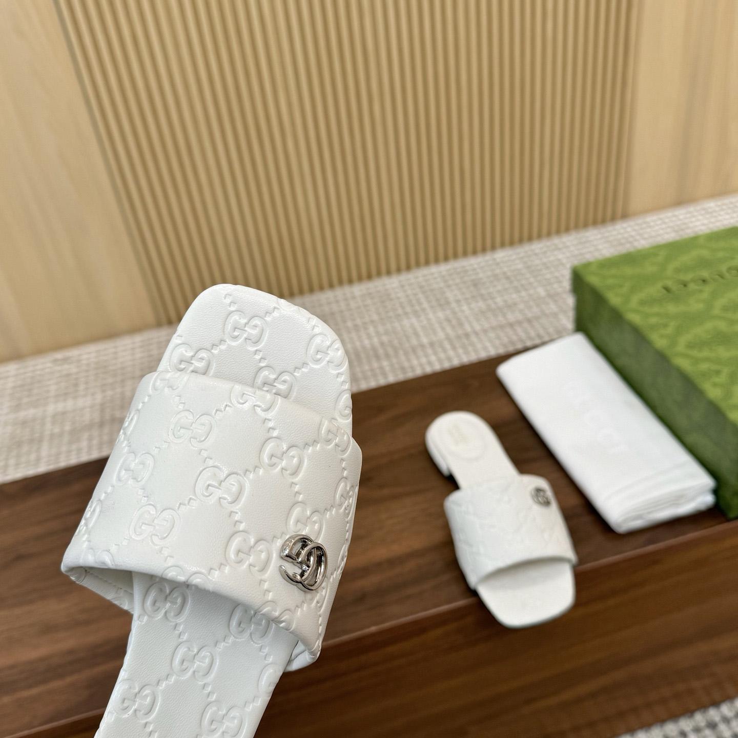 Gucci Women's Slide Sandal With Double G - DopestKickz