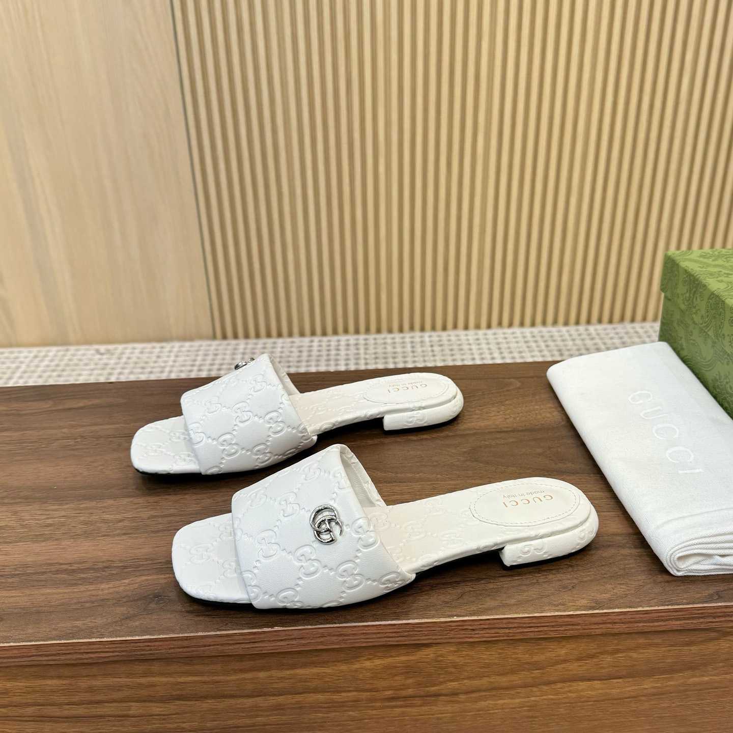 Gucci Women's Slide Sandal With Double G - DopestKickz