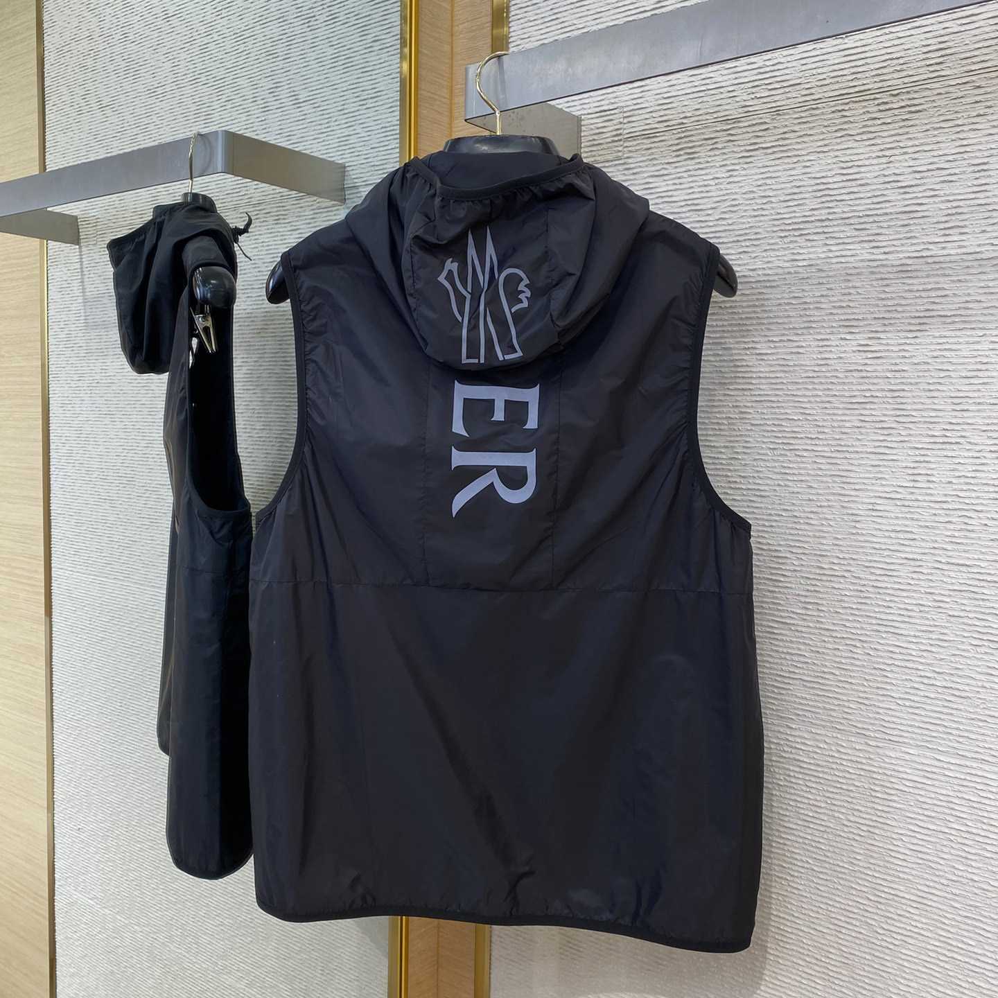 Moncler Moretan Hooded Gilet  - DopestKickz