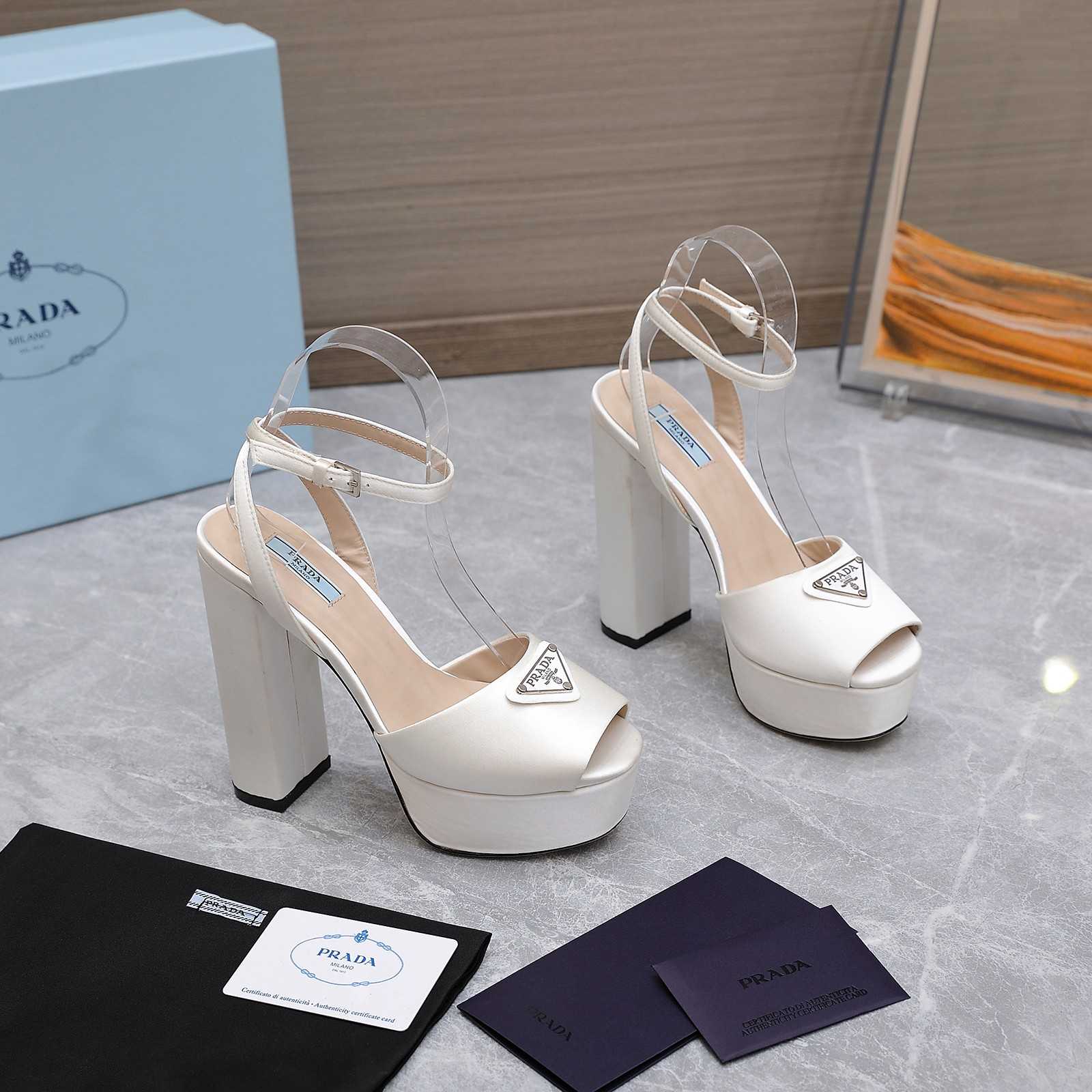 Prada Patent Platform Sanda  13cm - DopestKickz