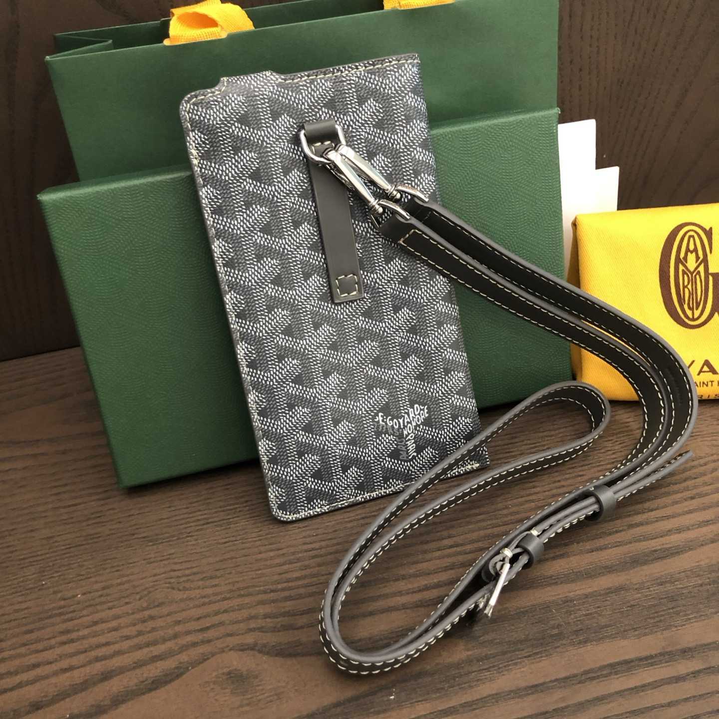 Goyard Montmartre GM Case - DopestKickz
