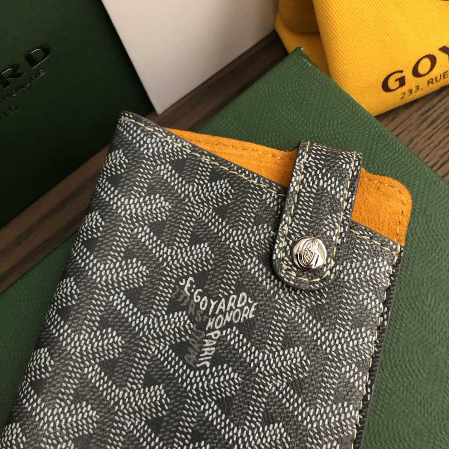 Goyard Montmartre GM Case - DopestKickz